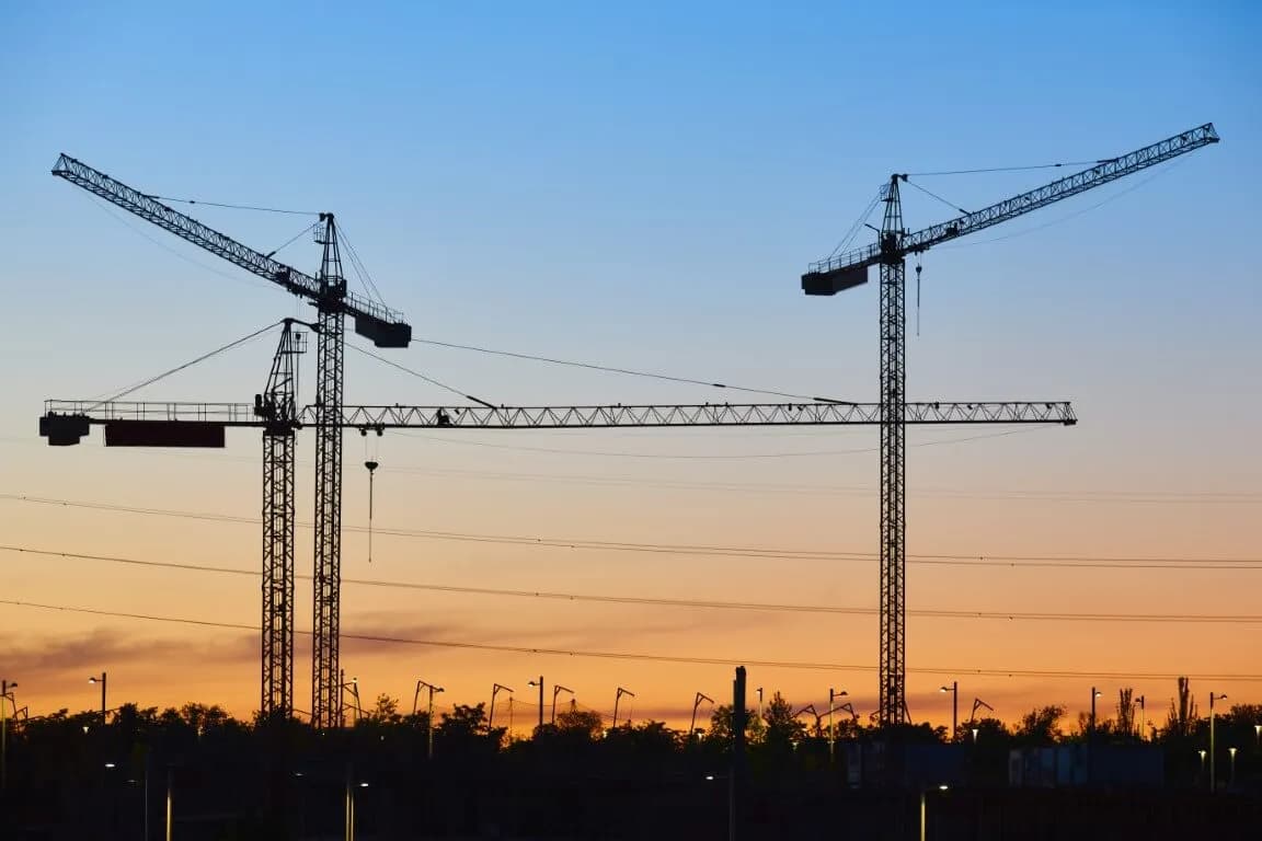 Ile kosztuje dźwig budowlany? Porównanie cen i modeli dźwigów Ile kosztuje dźwig budowlany? Porównanie cen i modeli dźwigów