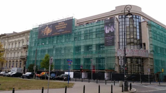 Ceny rusztowania aluminiowe - porównanie modeli i opcji wynajmu Ceny rusztowania aluminiowe - porównanie modeli i opcji wynajmu